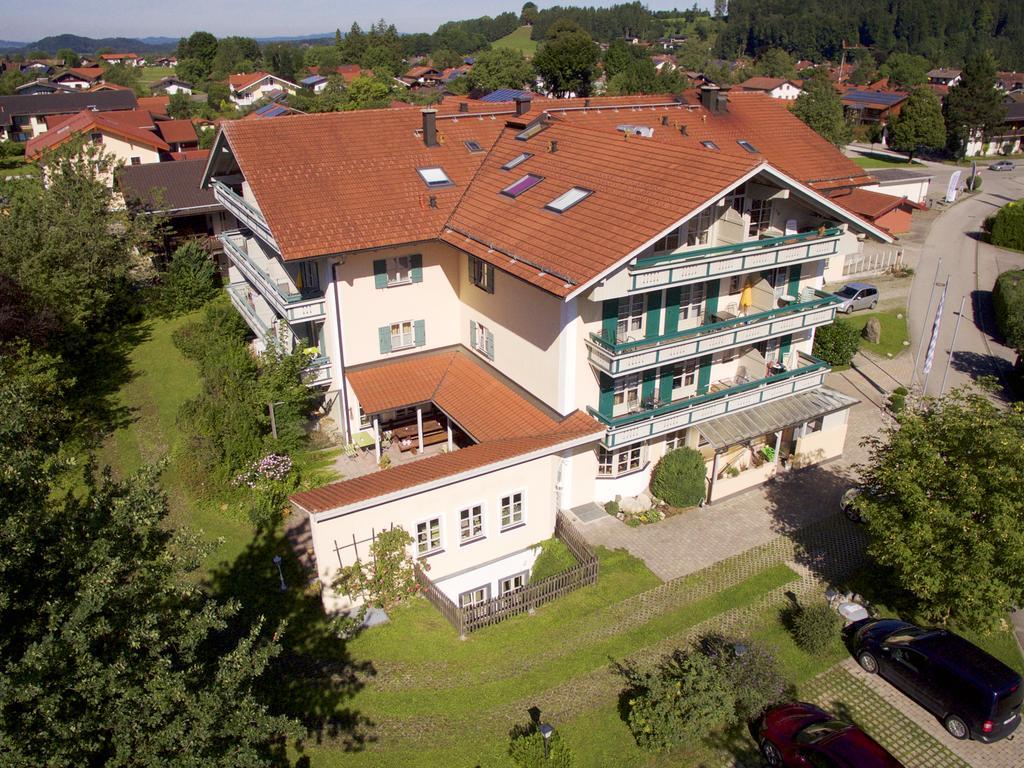 Hotel Salzburger Hof Bergen  Buitenkant foto