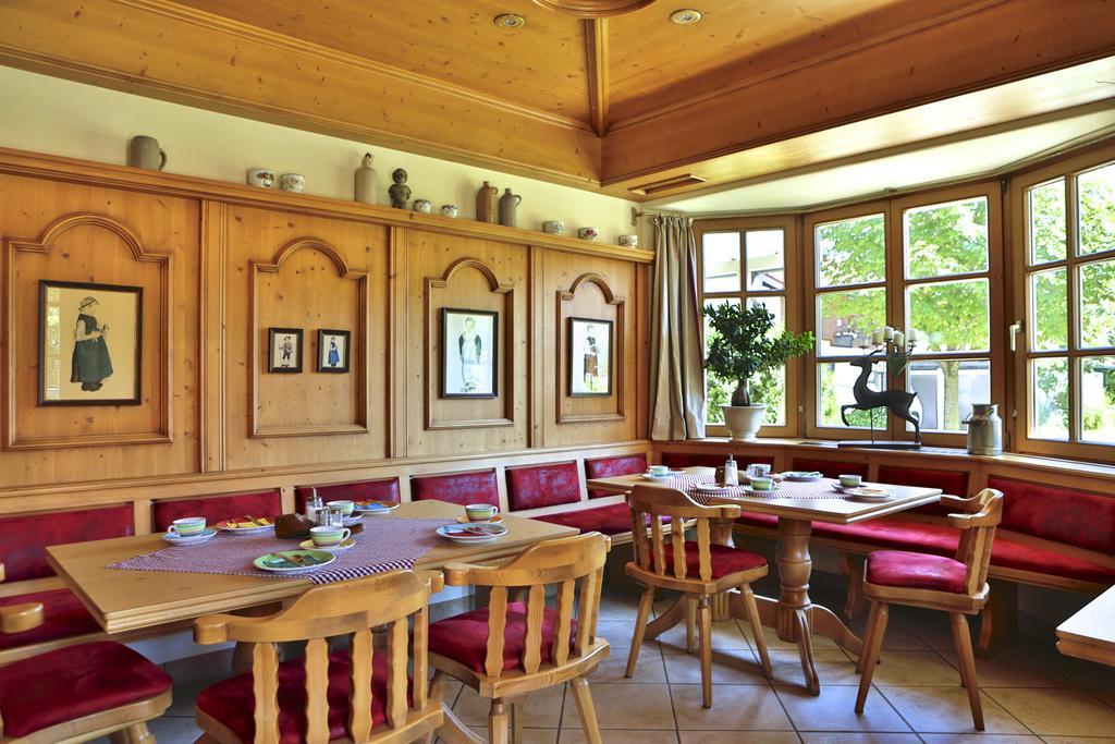 Hotel Salzburger Hof Bergen  Buitenkant foto