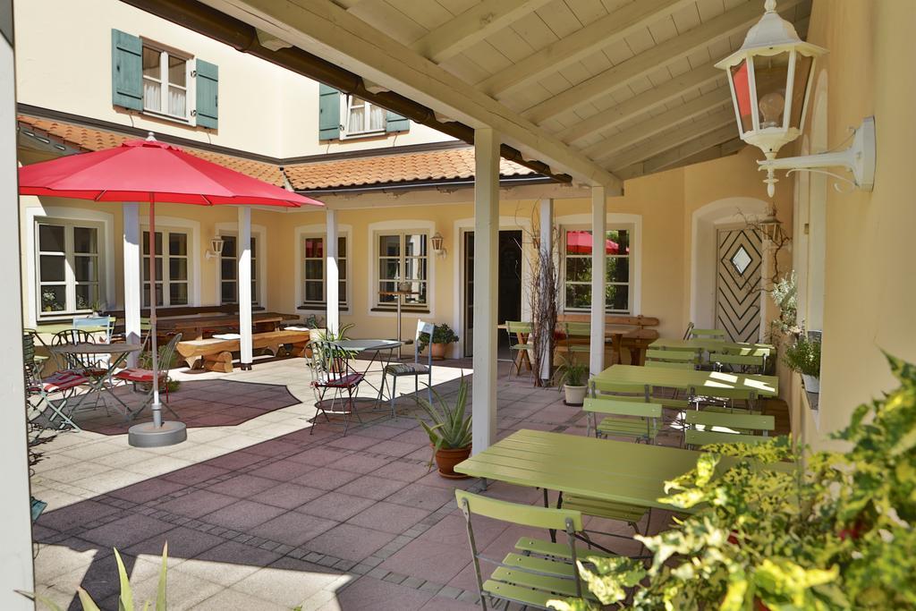 Hotel Salzburger Hof Bergen  Buitenkant foto